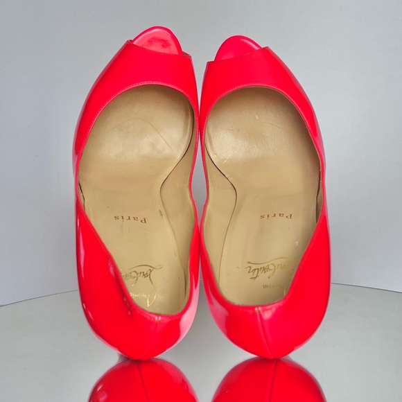 ***SOLD*** Louboutin Prive Coral Hot Pink Patent Leather Peep Toe Heels Size 41 - Picture 7 of 13
